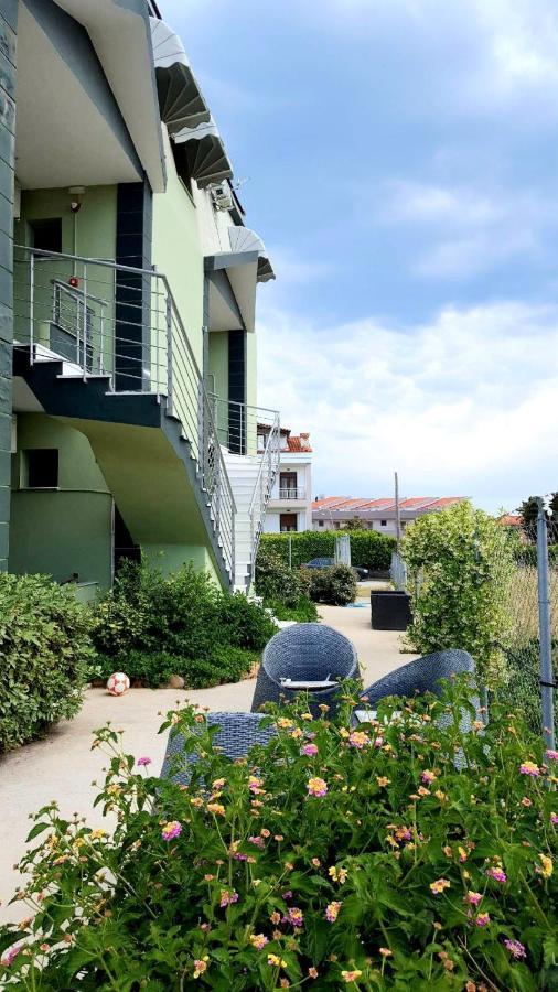Paramithi Luxury Apartments Nikiti  Bagian luar foto