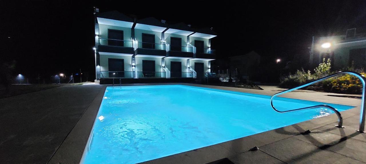 Paramithi Luxury Apartments Nikiti  Bagian luar foto