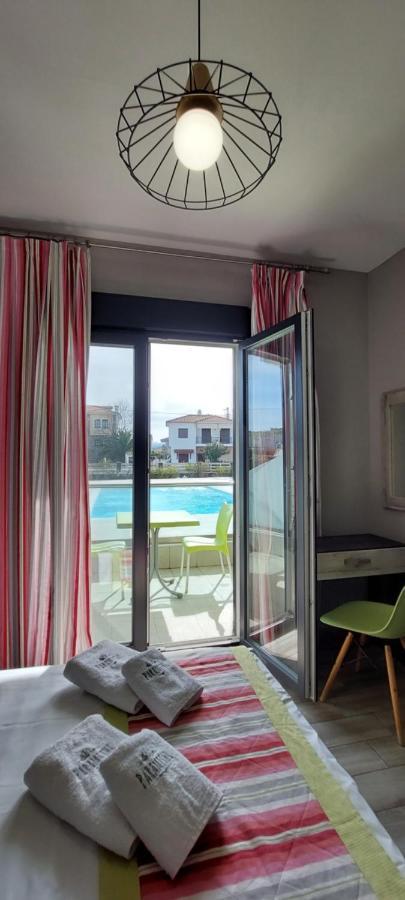 Paramithi Luxury Apartments Nikiti  Bagian luar foto