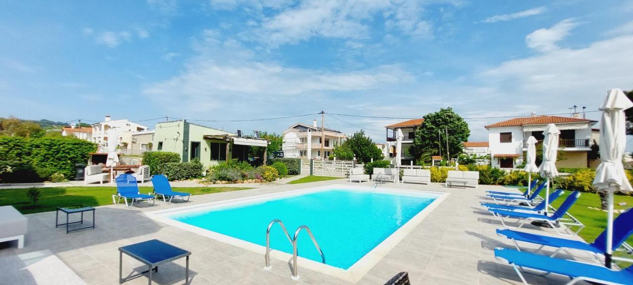 Paramithi Luxury Apartments Nikiti  Bagian luar foto