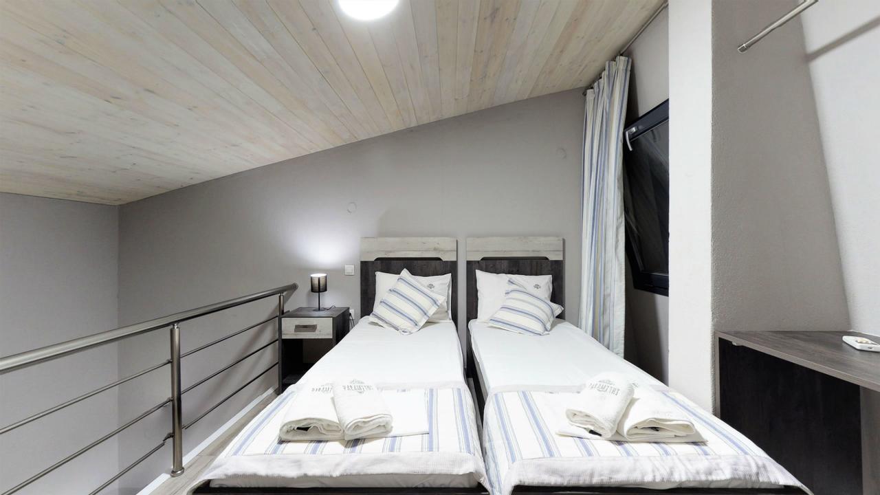 Paramithi Luxury Apartments Nikiti  Bagian luar foto
