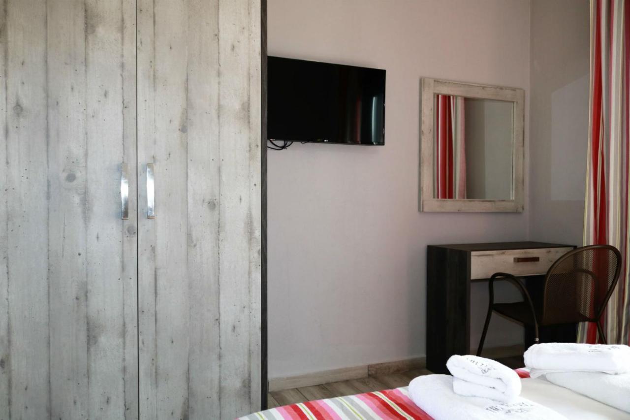 Paramithi Luxury Apartments Nikiti  Bagian luar foto