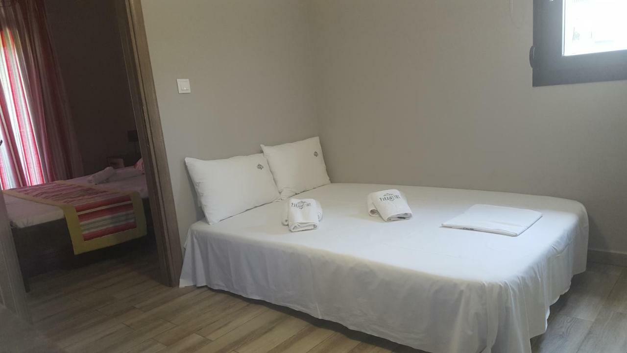 Paramithi Luxury Apartments Nikiti  Bagian luar foto