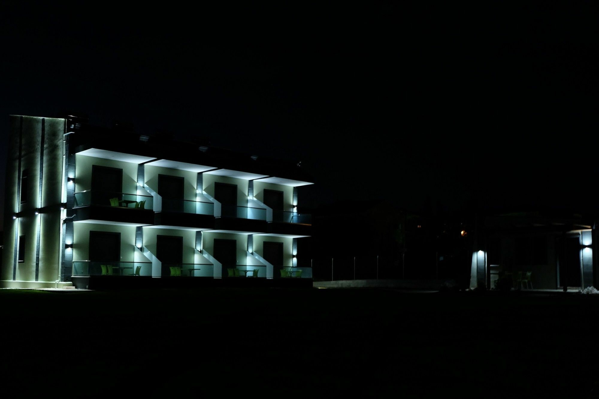 Paramithi Luxury Apartments Nikiti  Bagian luar foto
