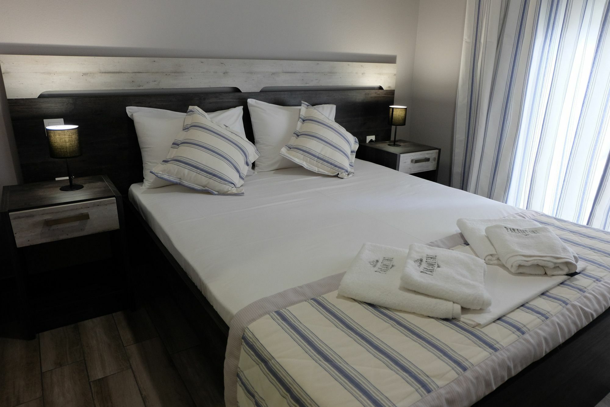 Paramithi Luxury Apartments Nikiti  Bagian luar foto