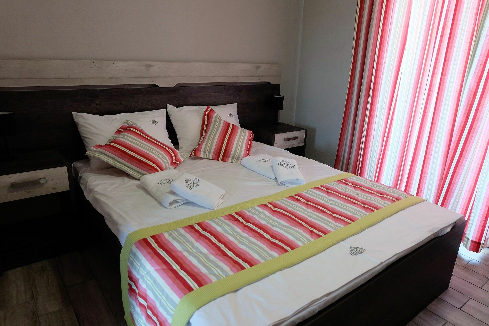 Paramithi Luxury Apartments Nikiti  Bagian luar foto