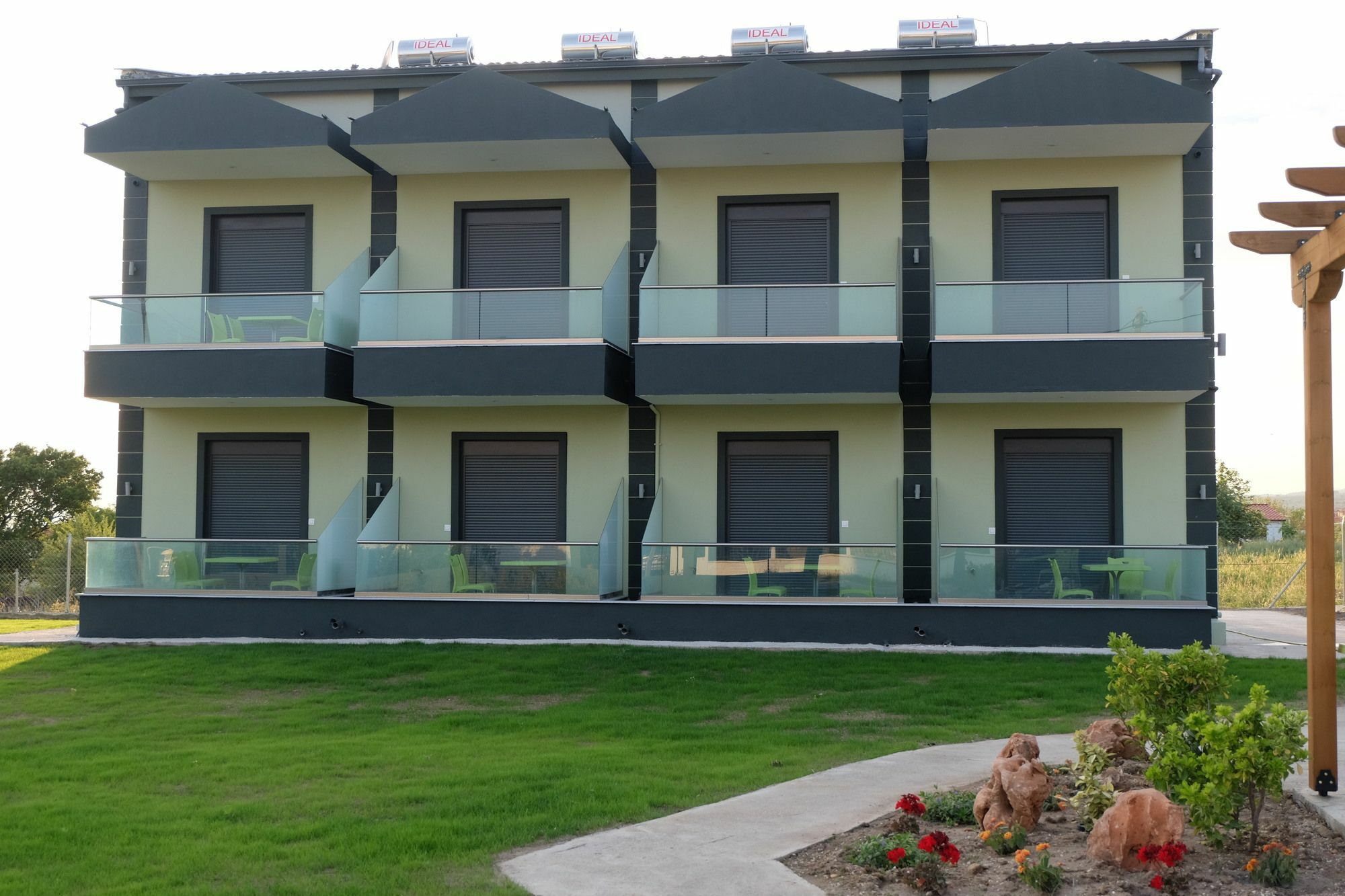 Paramithi Luxury Apartments Nikiti  Bagian luar foto